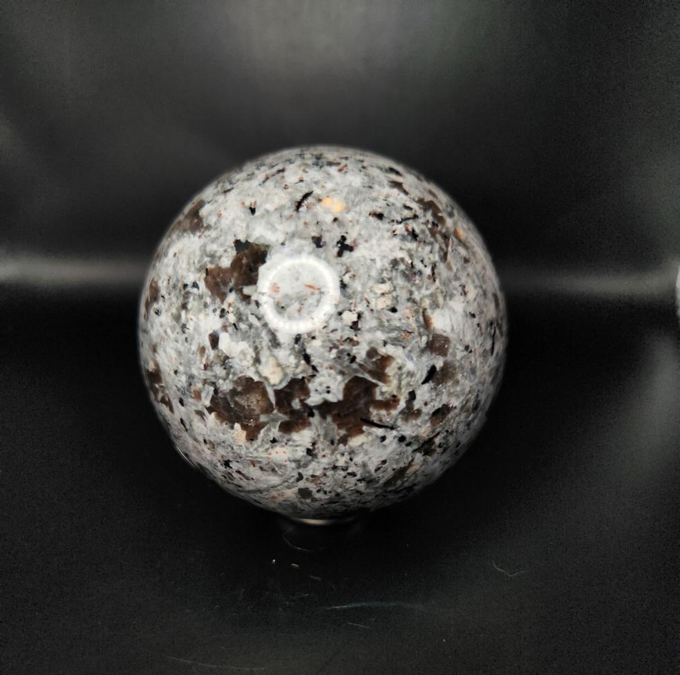 UV Reactive Sodalite Sphere