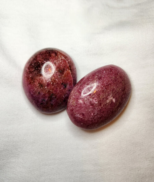 Rhodonite Palm Stone