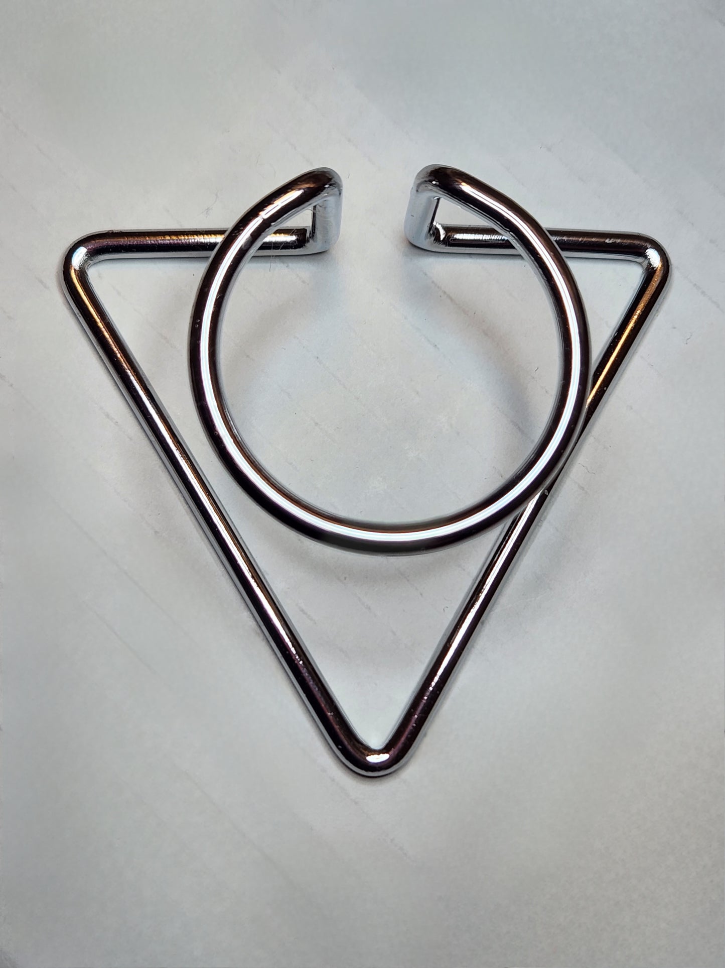 Triangle Sphere Stand