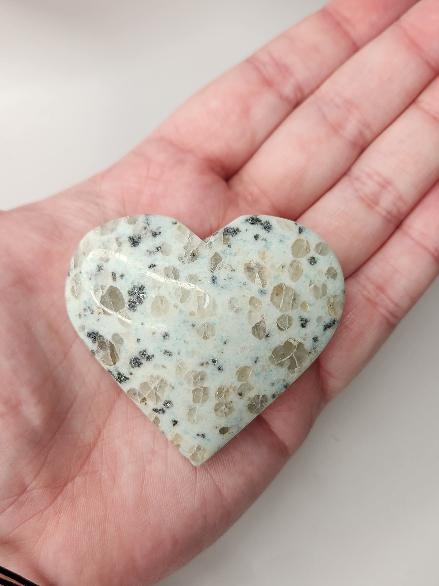 Kiwi Jasper Heart