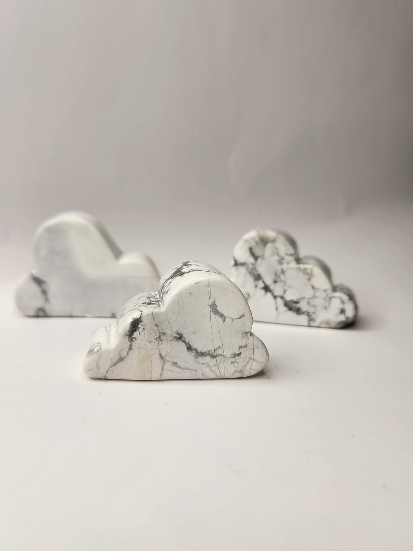 Howlite Cloud