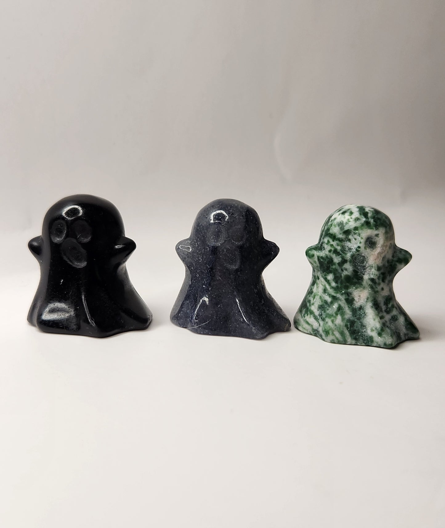Mini Ghost Carving - short