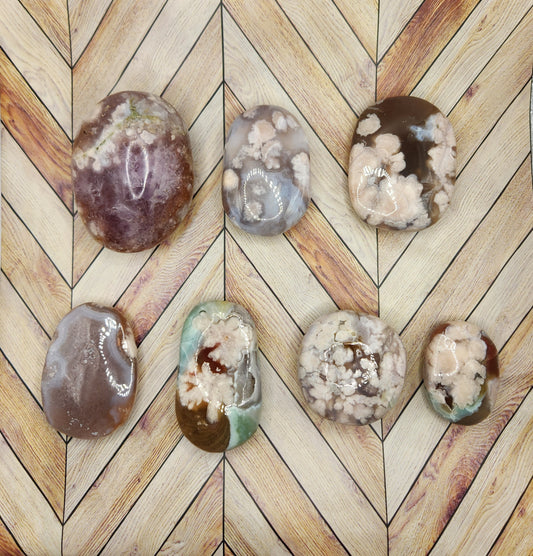Flower Agate Palm Stone