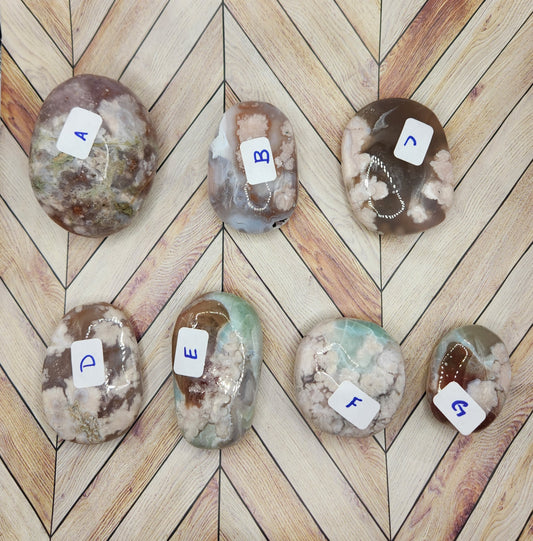 Flower Agate Palm Stone