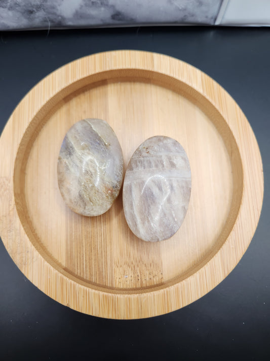 Moonstone Mini Palm Stone