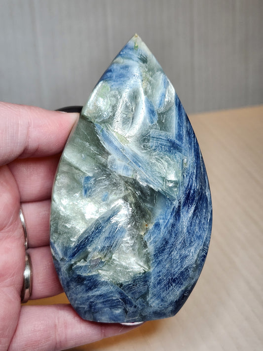 Blue Kyanite Tear Drop Flame