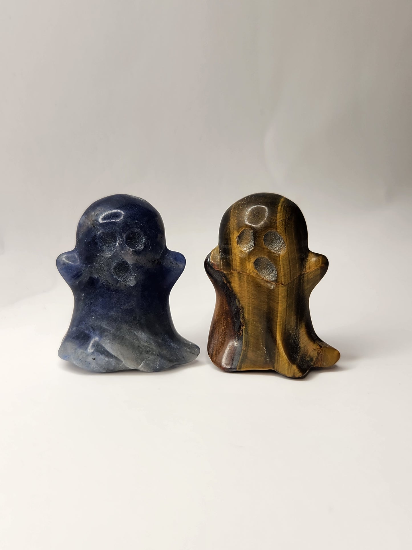 Mini Ghost Carving - tall